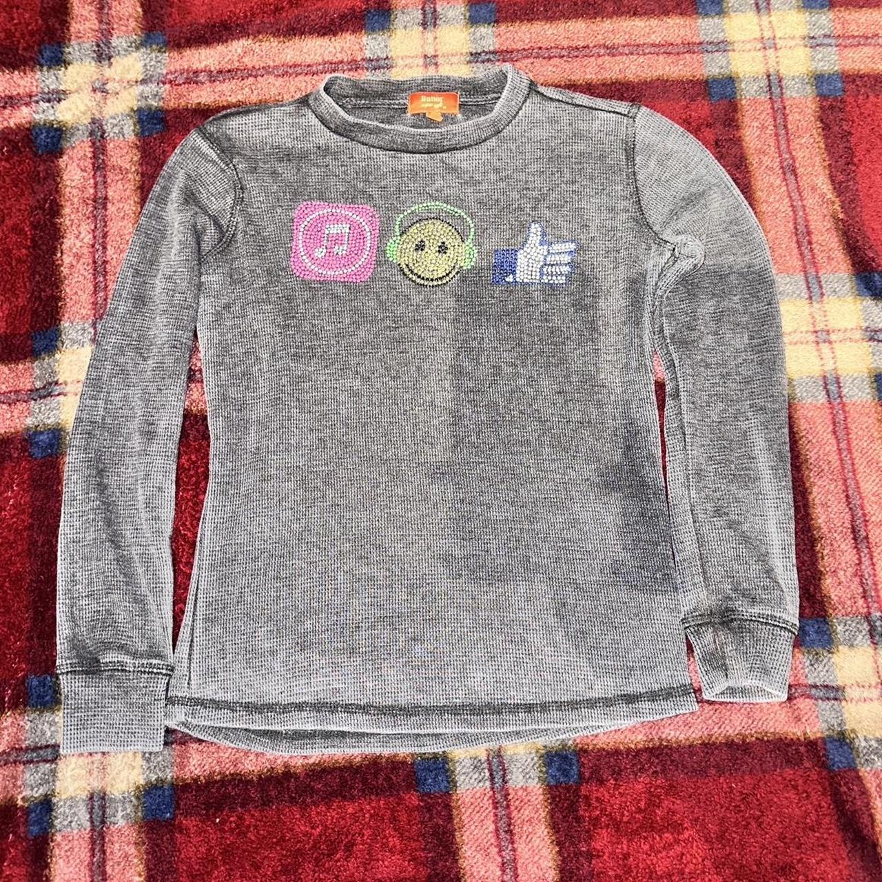 item listed by emothugthriftplug