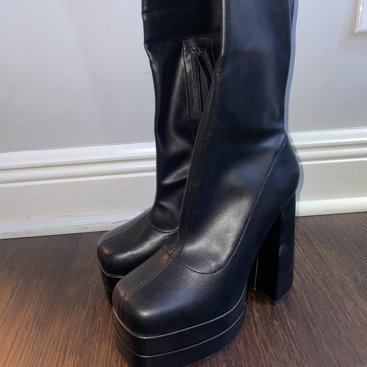 Tillys Women's Black Boots (2)