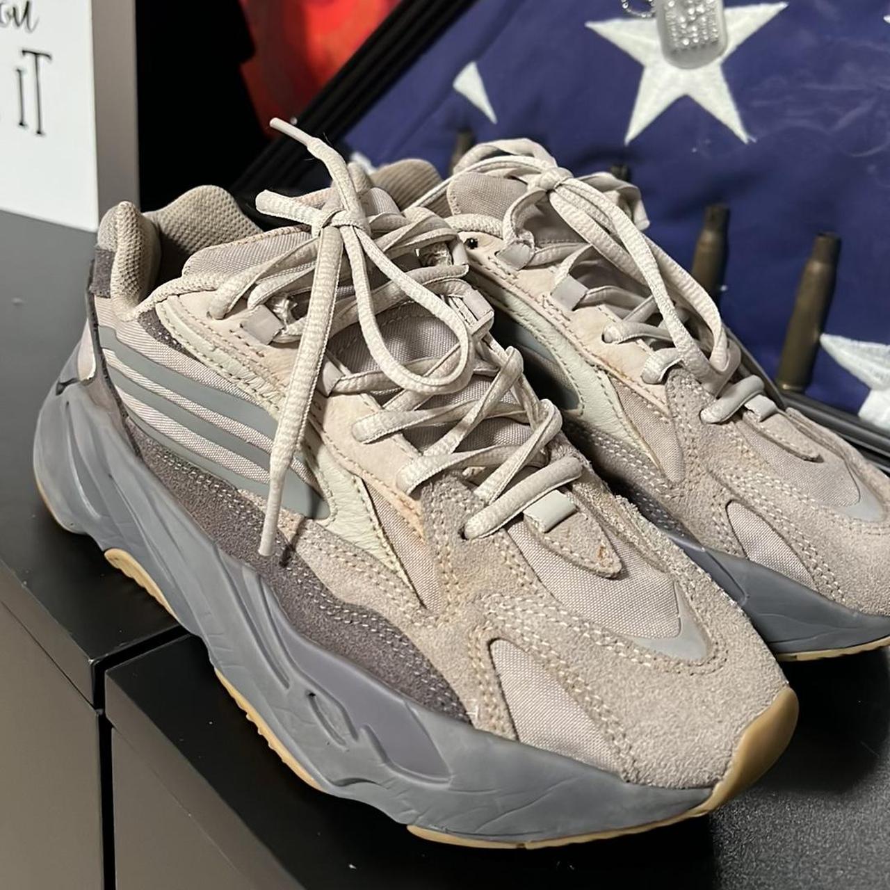 Yeezy boost cheap 700 og women's