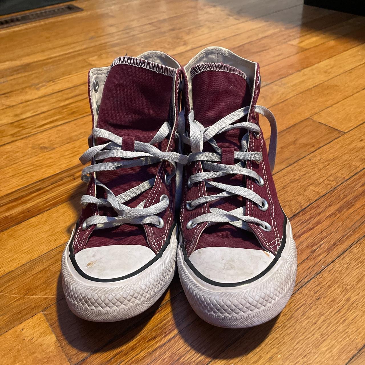 Converse Women's Burgundy Trainers | Depop