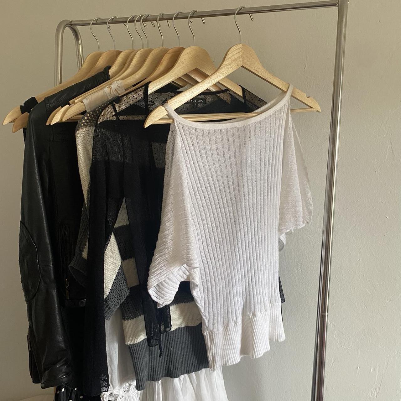 item listed by shopellaru