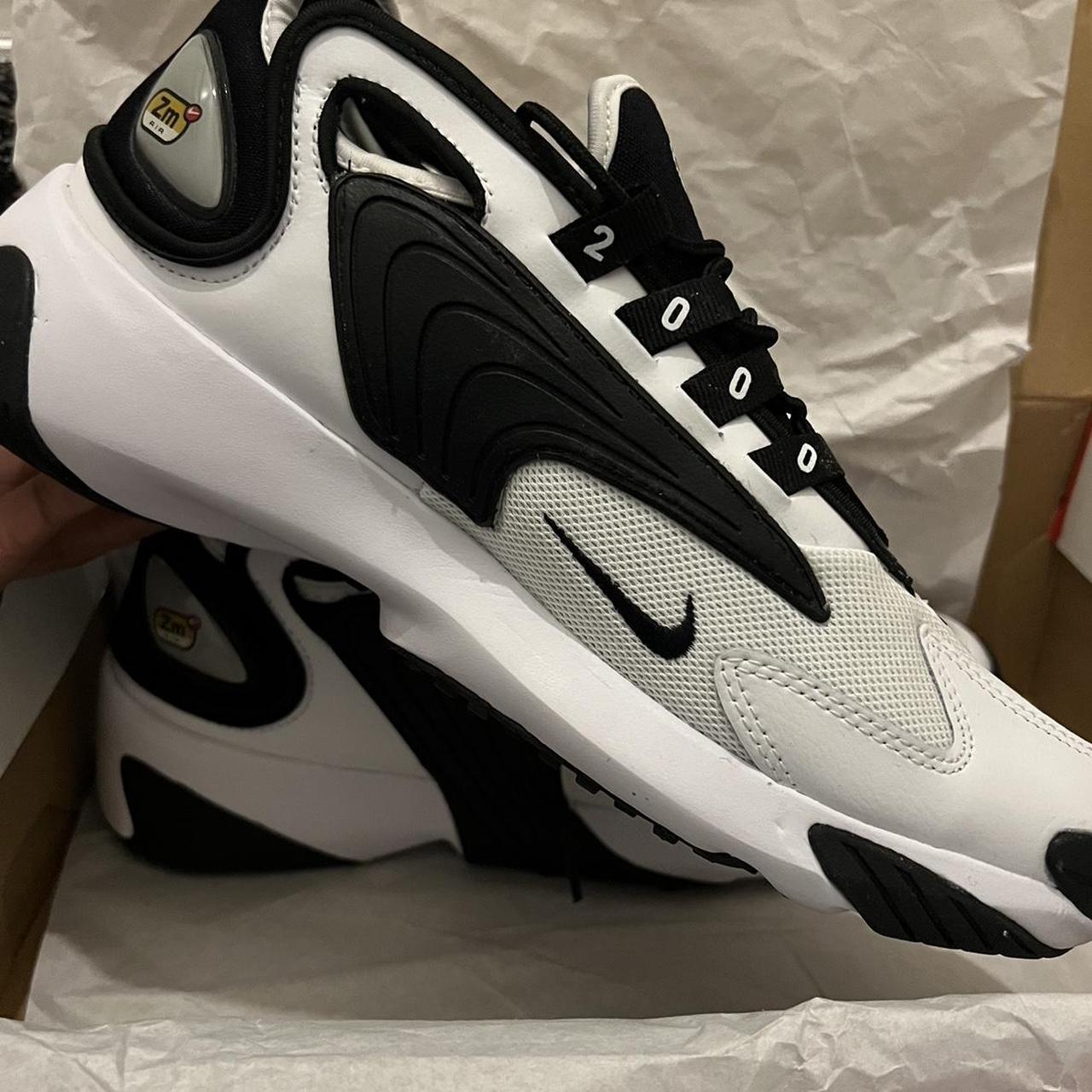 Womens nike zoom clearance 2k black and white