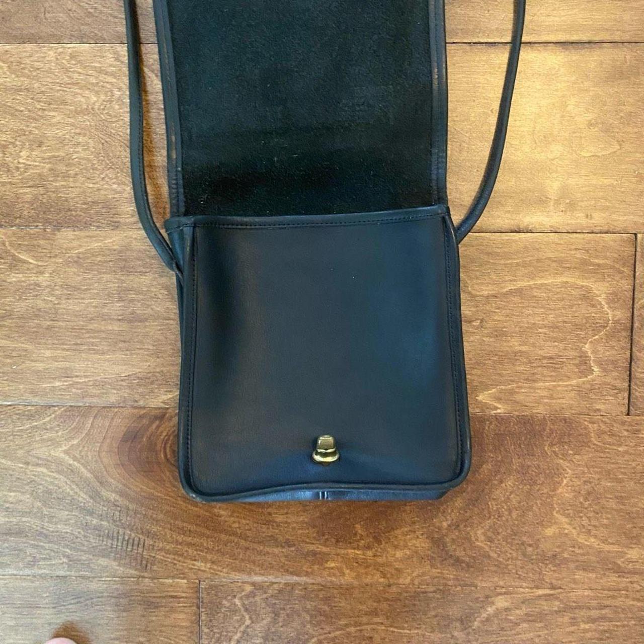 COACH Vintage Station Bag 1980s/1990s Black Leather - Depop