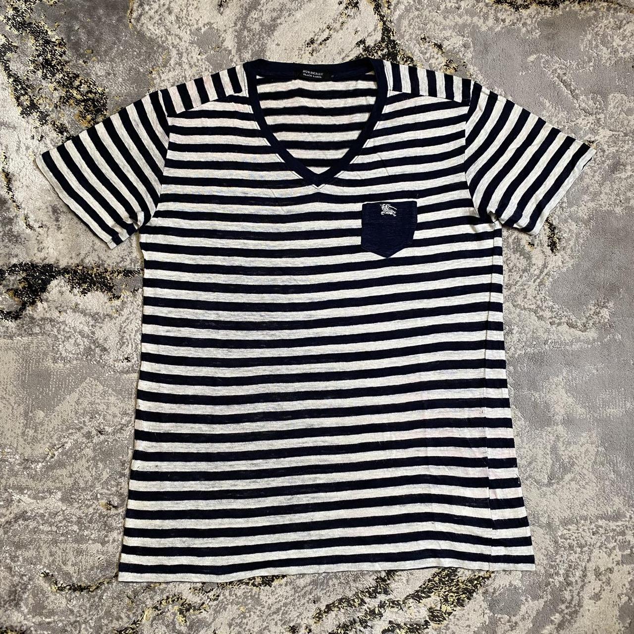 Burberry v neck t shirt retailers men