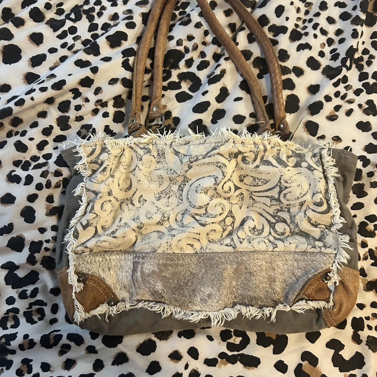 item listed by sierraaliciaa