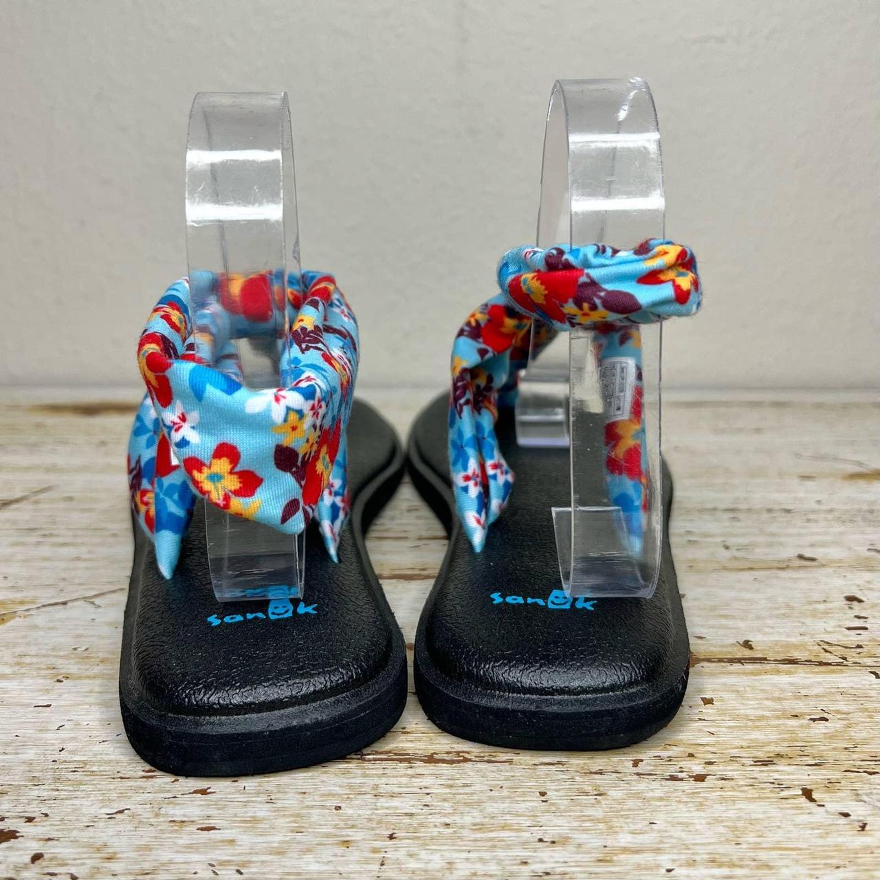 Sanuk Aqua Waikiki Floral Yoga Ella Sling Sandal - Depop