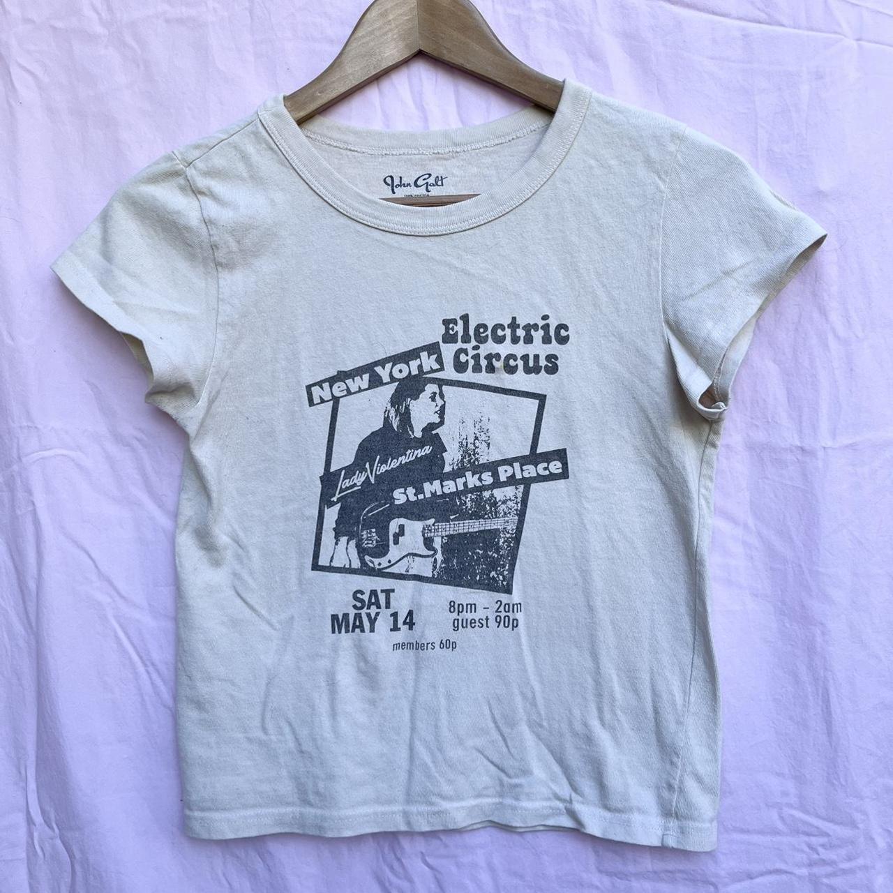 Brandy Melville graphic baby tee!, •cream color, •cool