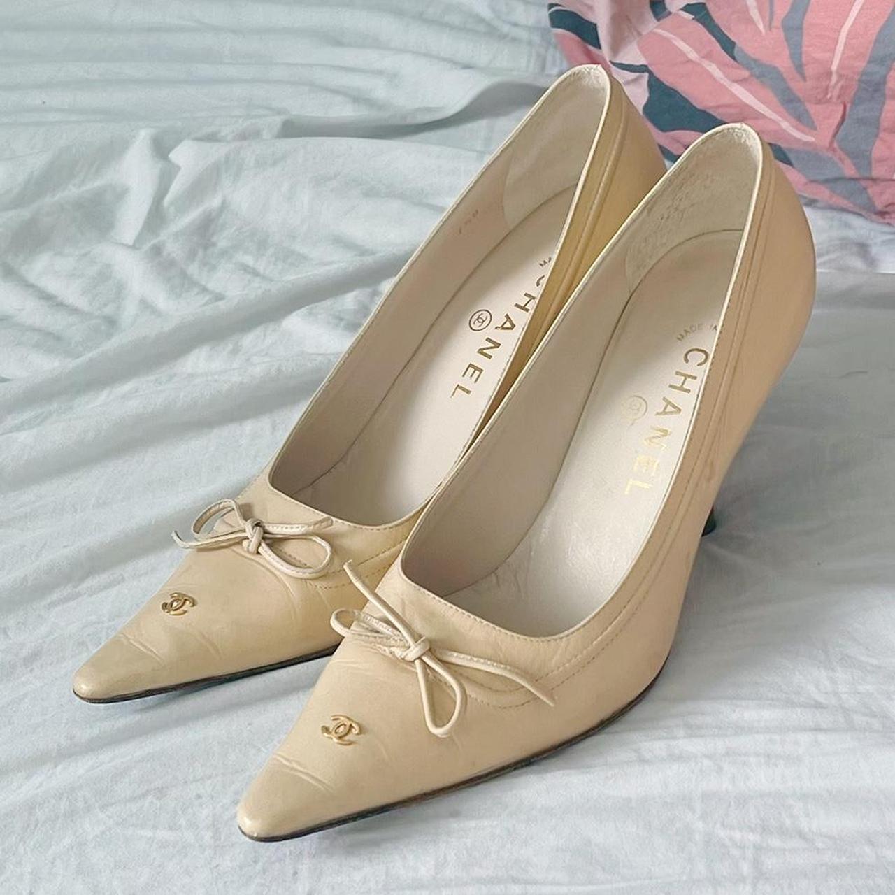 Dreaming vintage 90s 1997 Chanel shoes in nude
