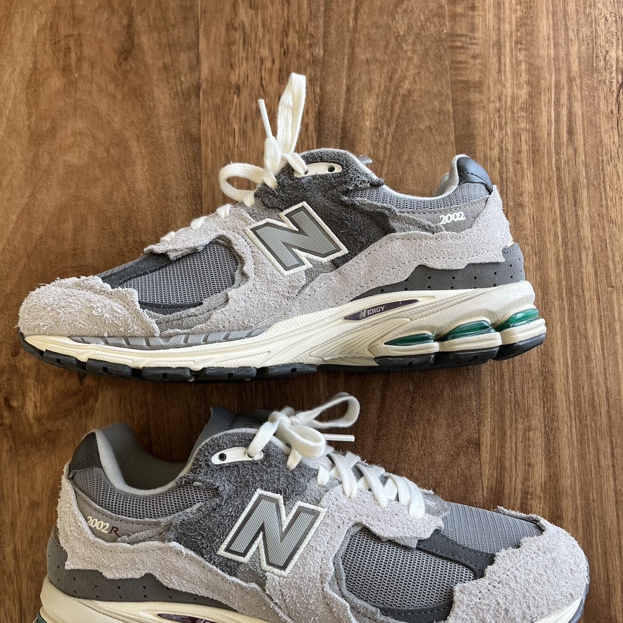 New Balance Men's Grey Trainers | Depop