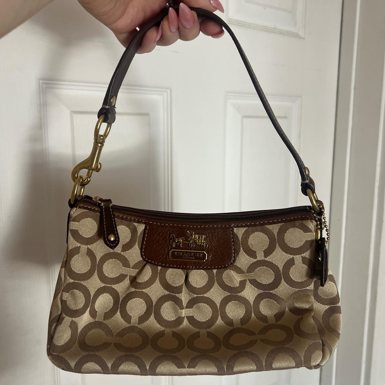 item listed by tatummmlily