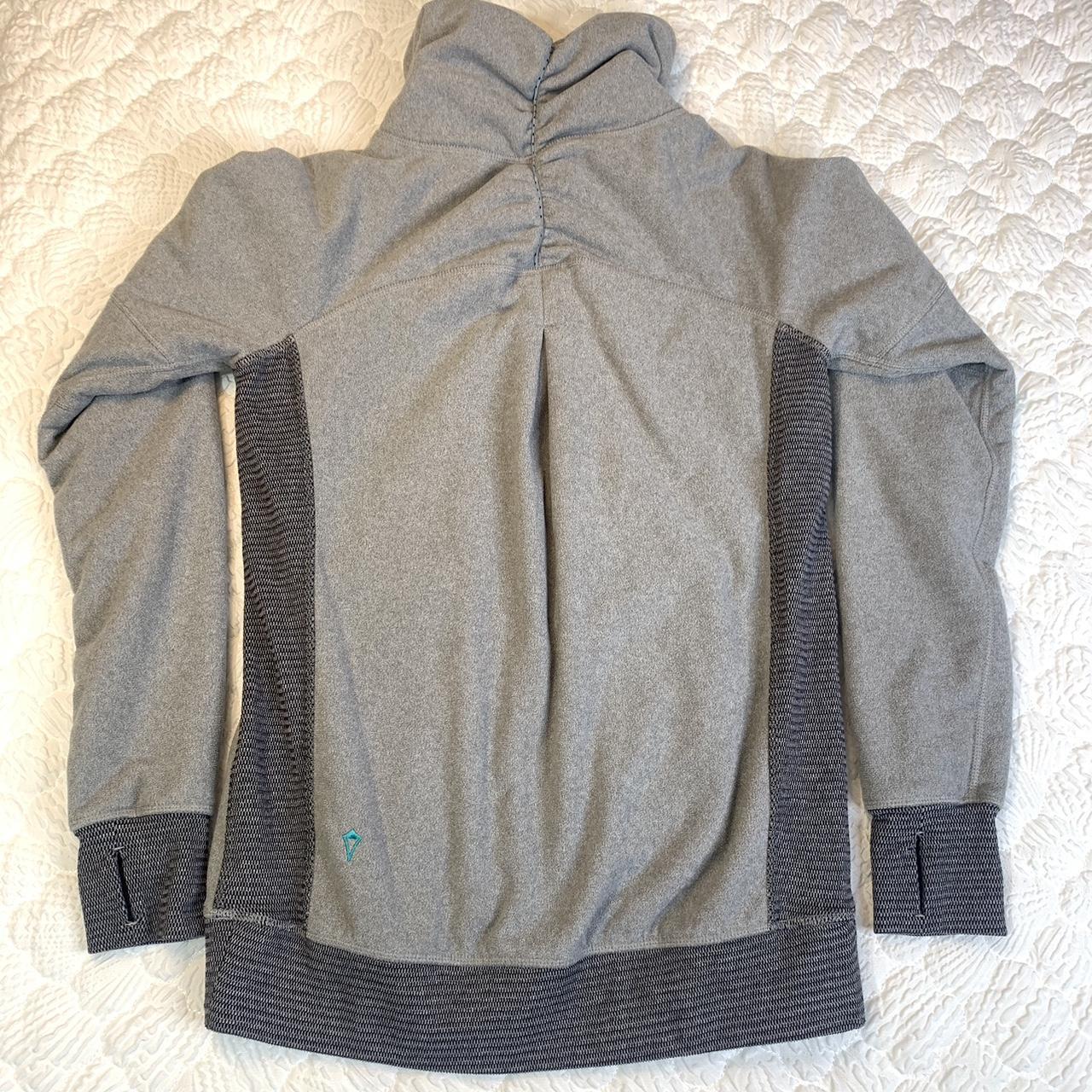 Pre-owned Girls ivivva by Lululemon 1/4 Zip Shiver