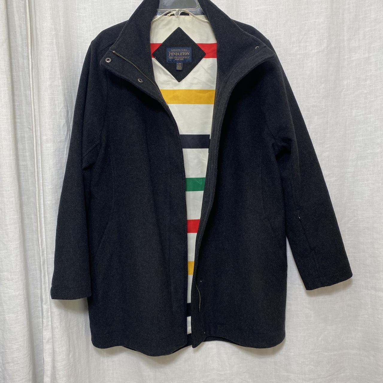 Pendleton Women's Going out Jacket - Black/Silver… - image 4