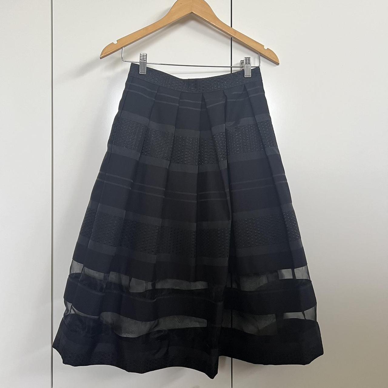 Portmans Signature Pleated Black skirt Structured. Depop