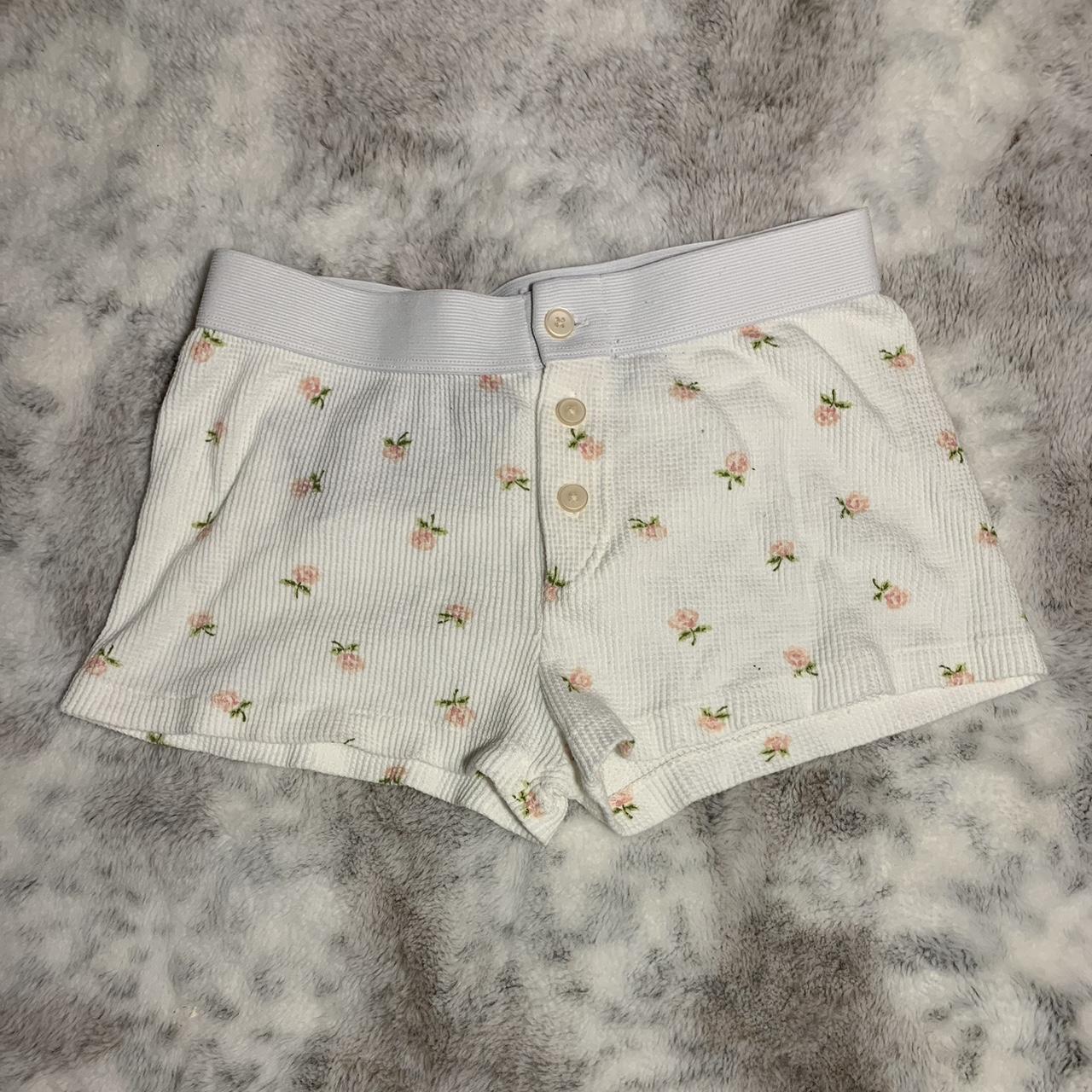 very rare coquette brandy melville floral shorts | Depop