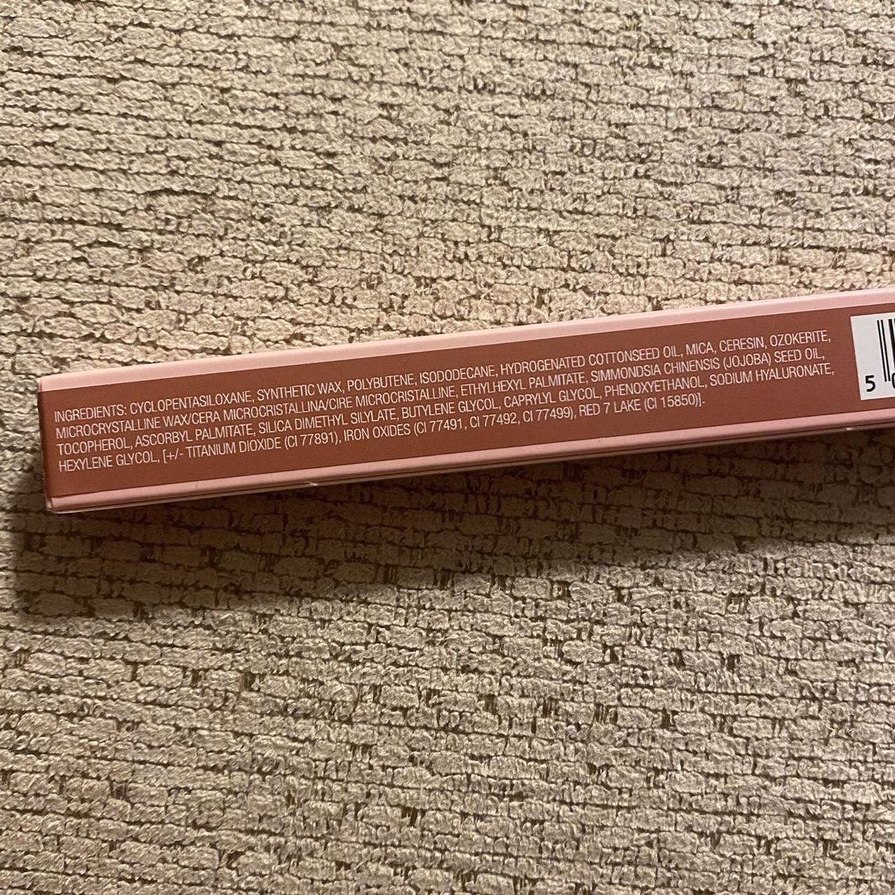 Charlotte Tilbury Lip Liner in Pillow Talk 2 Medium... Depop