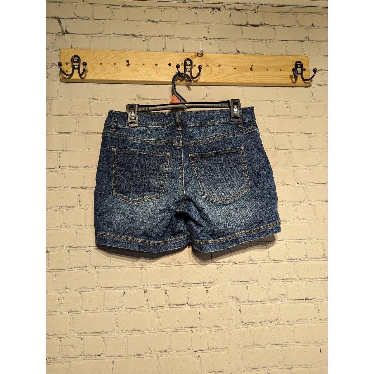 Brand:. Maurices Style:. Denim midrise shorts - Depop