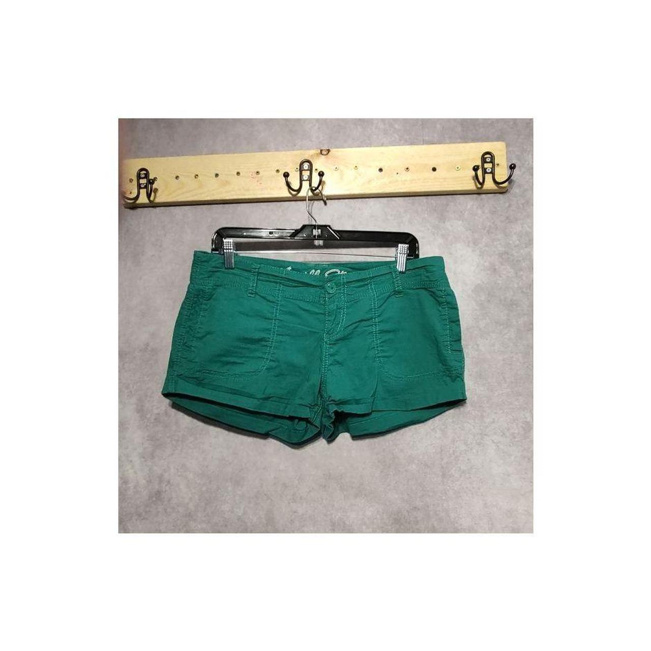 Brand:. Vanilla star, Style: cuffed green short