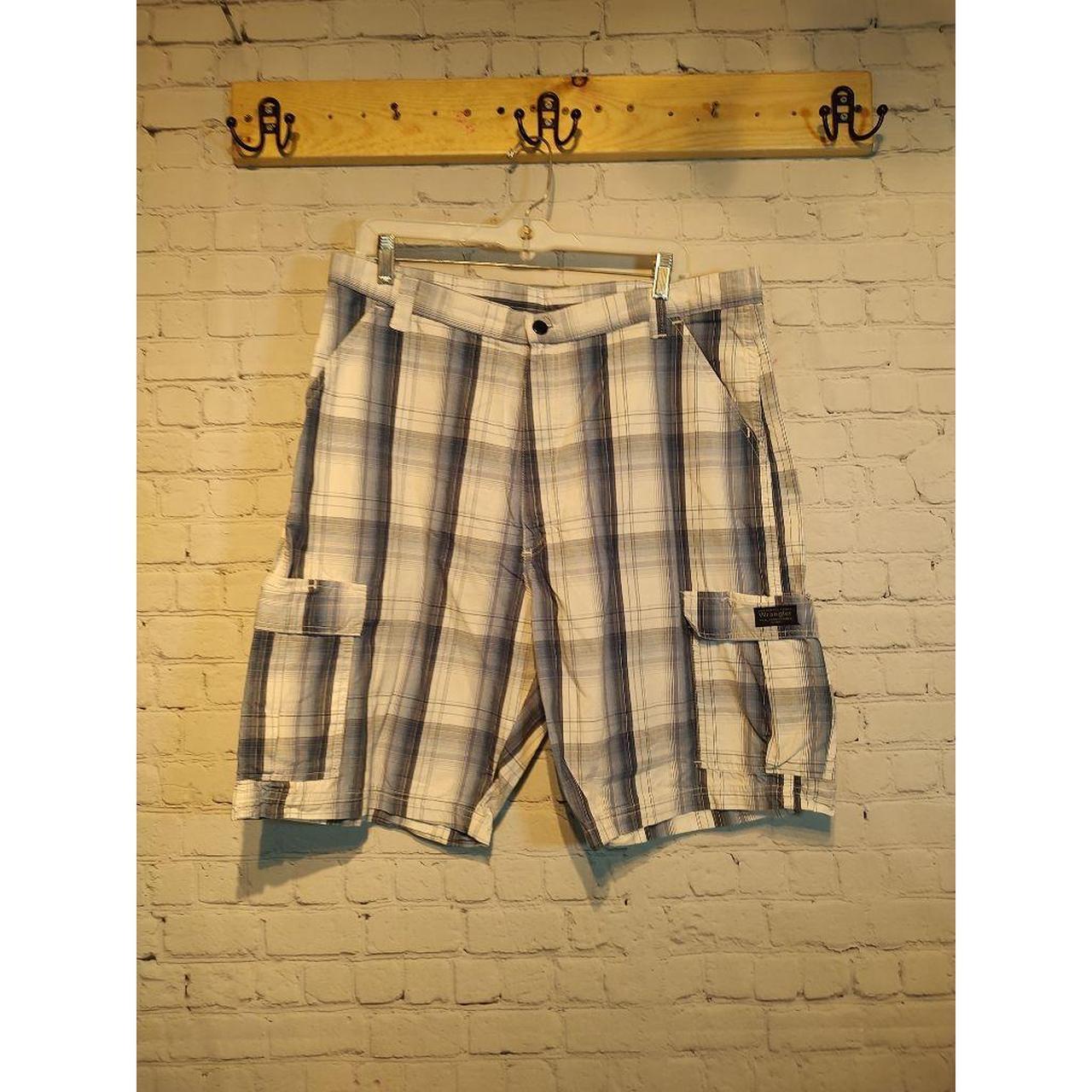 Wrangler on sale plaid shorts