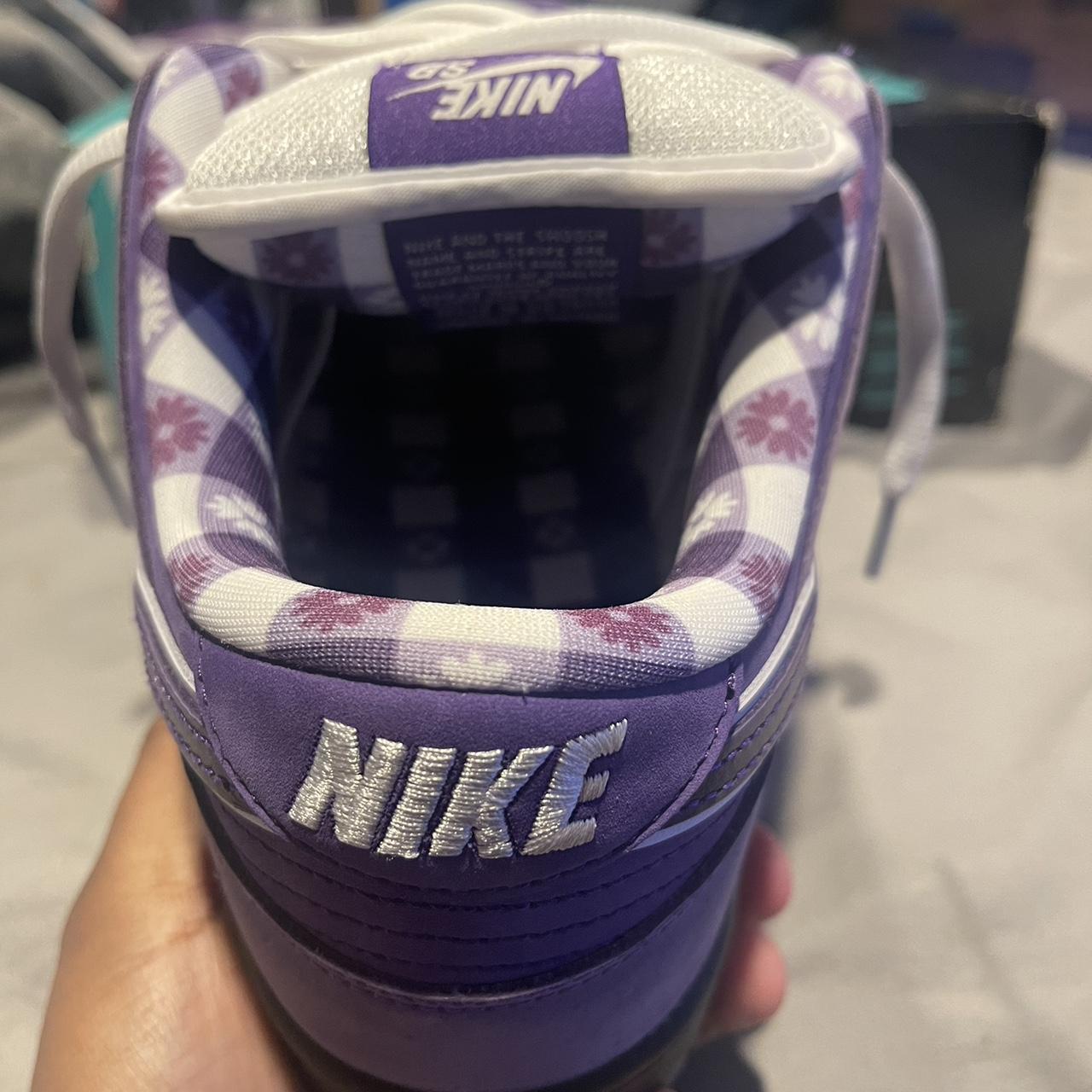 nike purple lobsters