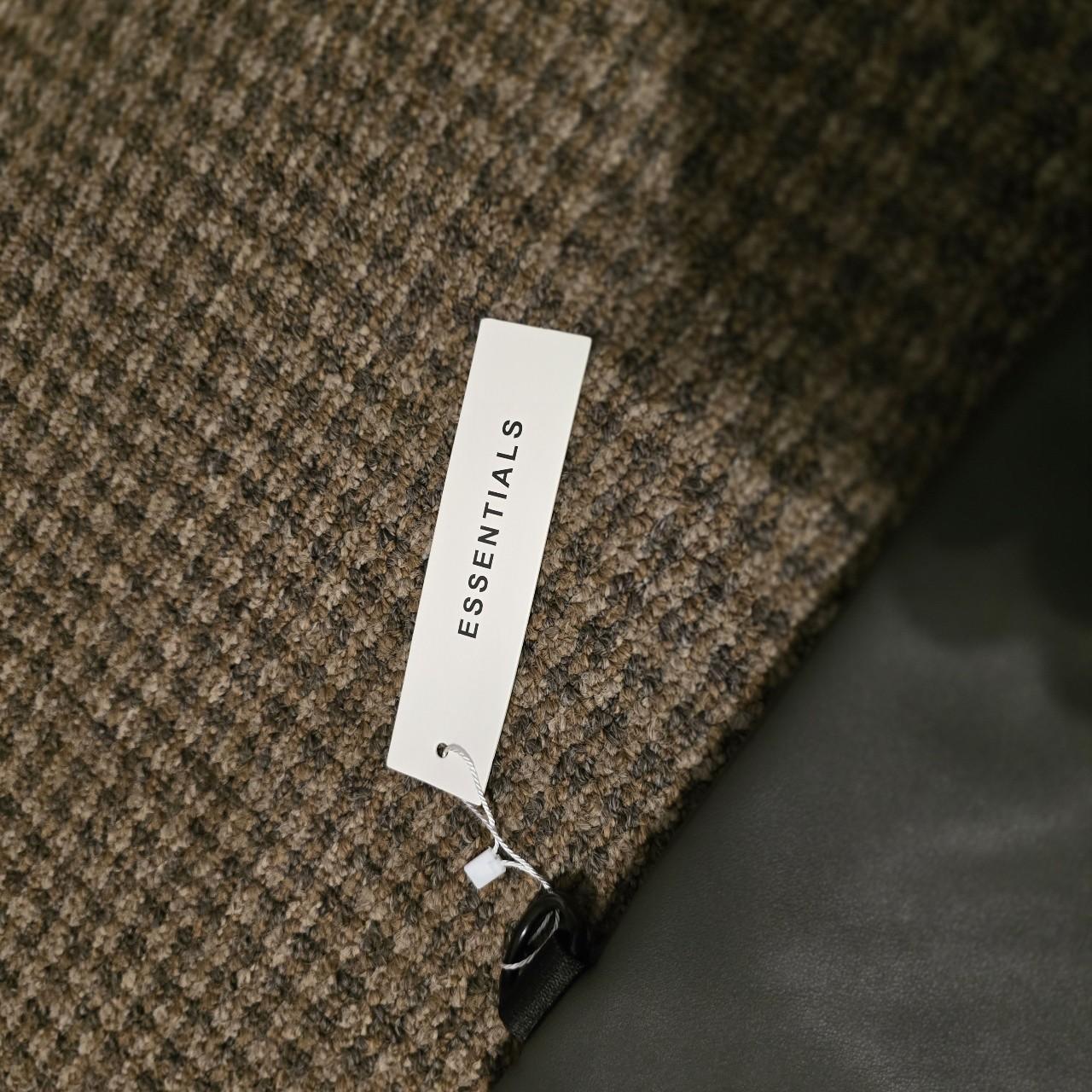 Essentials Women's Bag - Black – Essentials black… - image 4