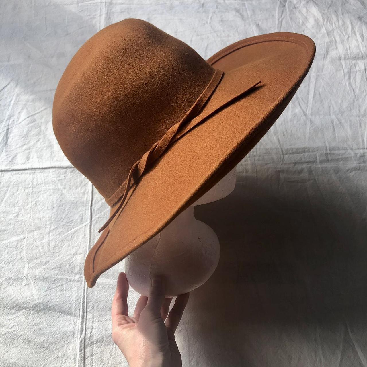 item listed by dressupalivelylady