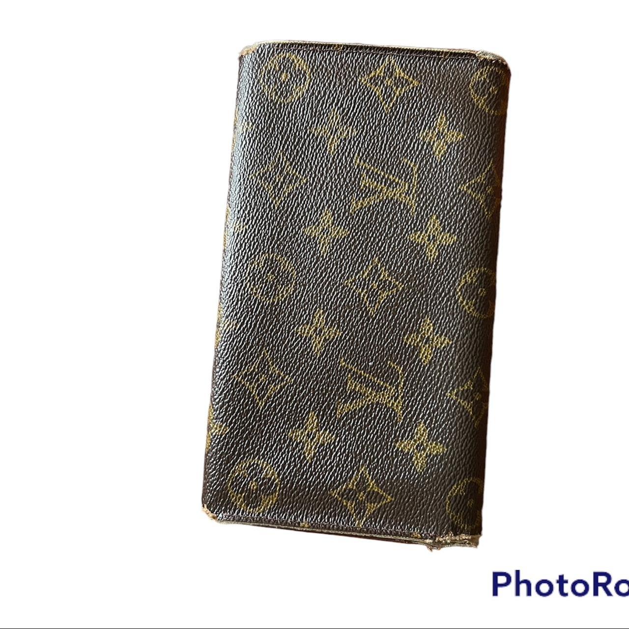 Louis Vuitton Monogram Wristlet (I have more colors - Depop