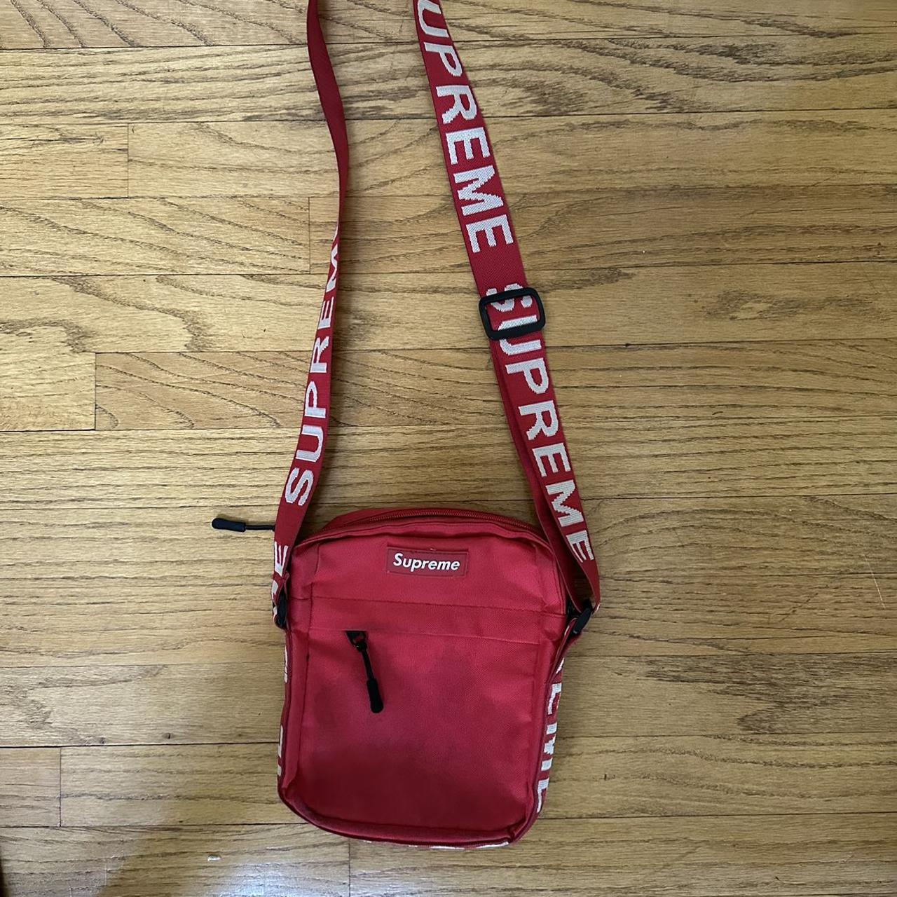 RED SUPREME SLING BAG BRAND NEW WITH TAGS FREE - Depop