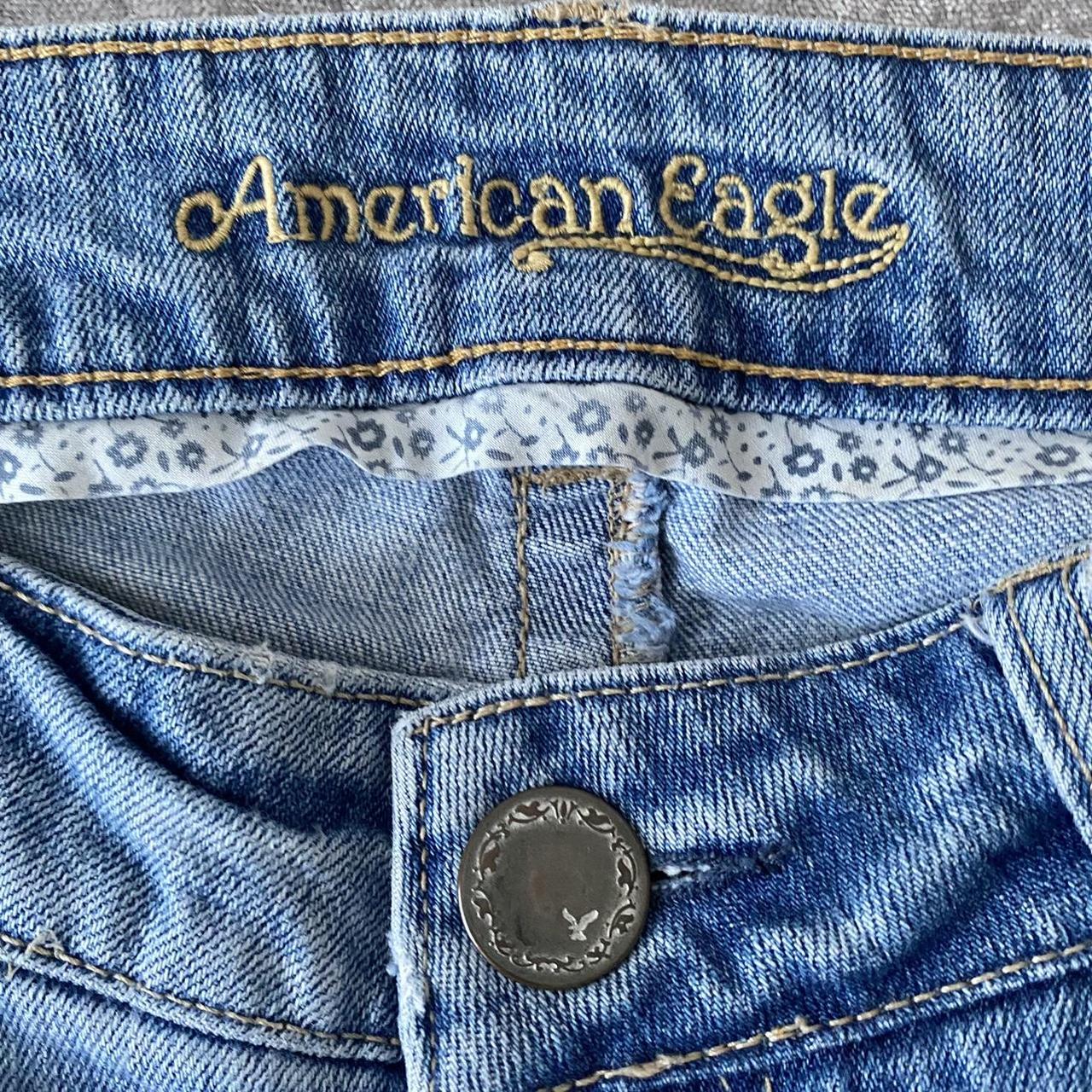 2000s Y2K American Eagle kneelength shorts / Depop