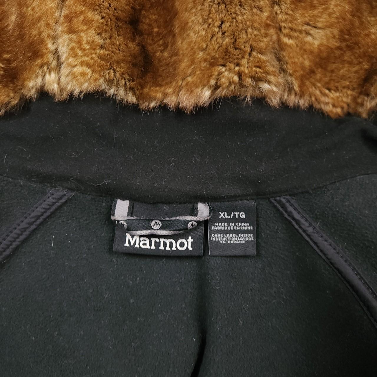 Marmot Furlined Hooded Jacket Black colour, great... - Depop