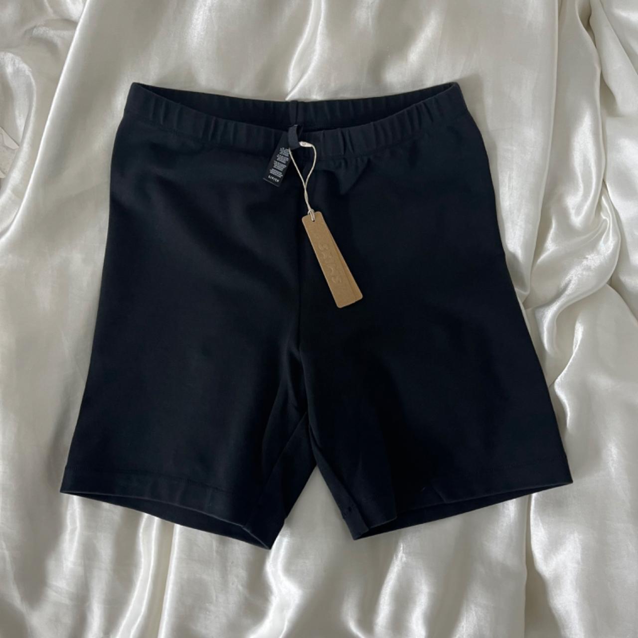 Skims Women's Black Shorts | Depop