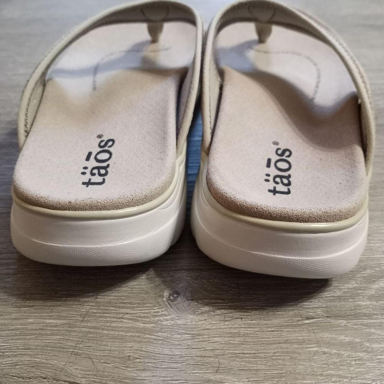 taos aura size 9