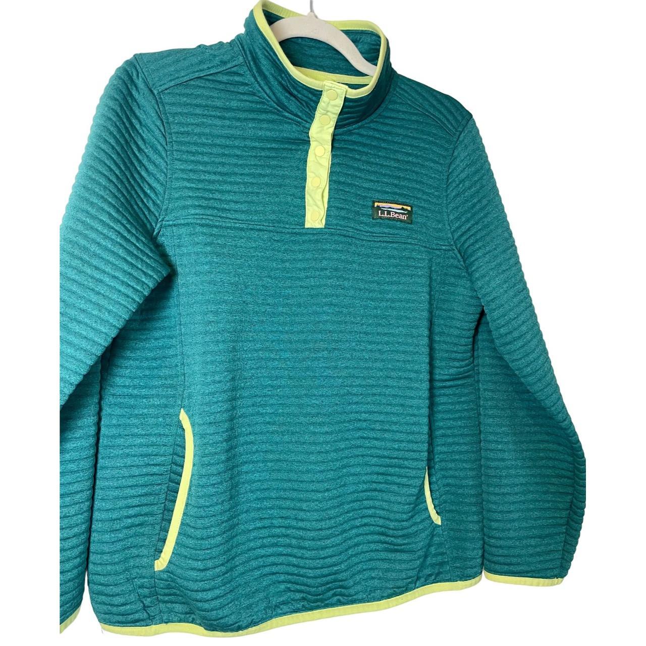 L.L.Bean Women's Blue and Green Sweatshirt Depop