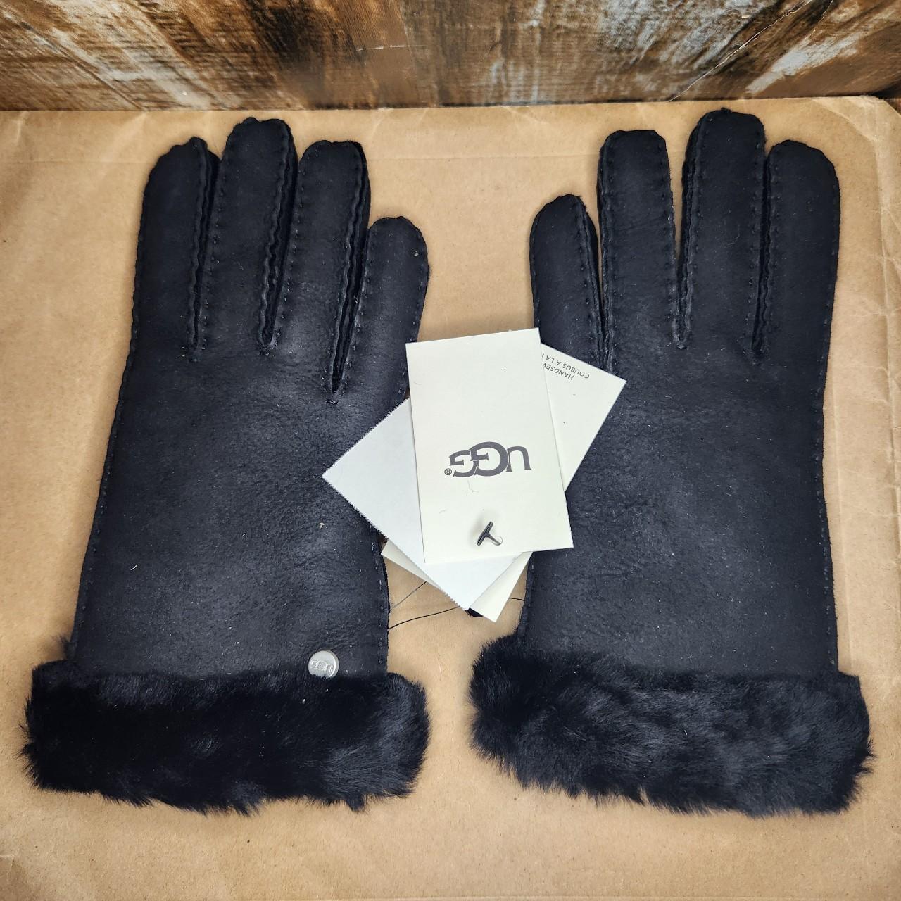 UGG Gloves Ladies Black Sheepskin With Fur Shearling... Depop