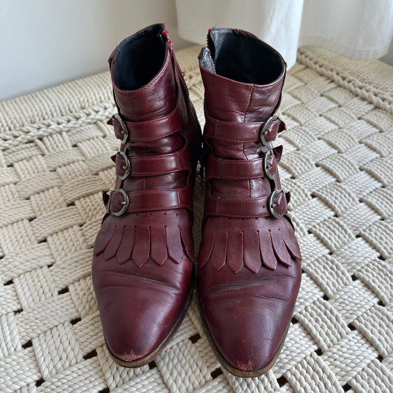 Modern vice outlet boots sale