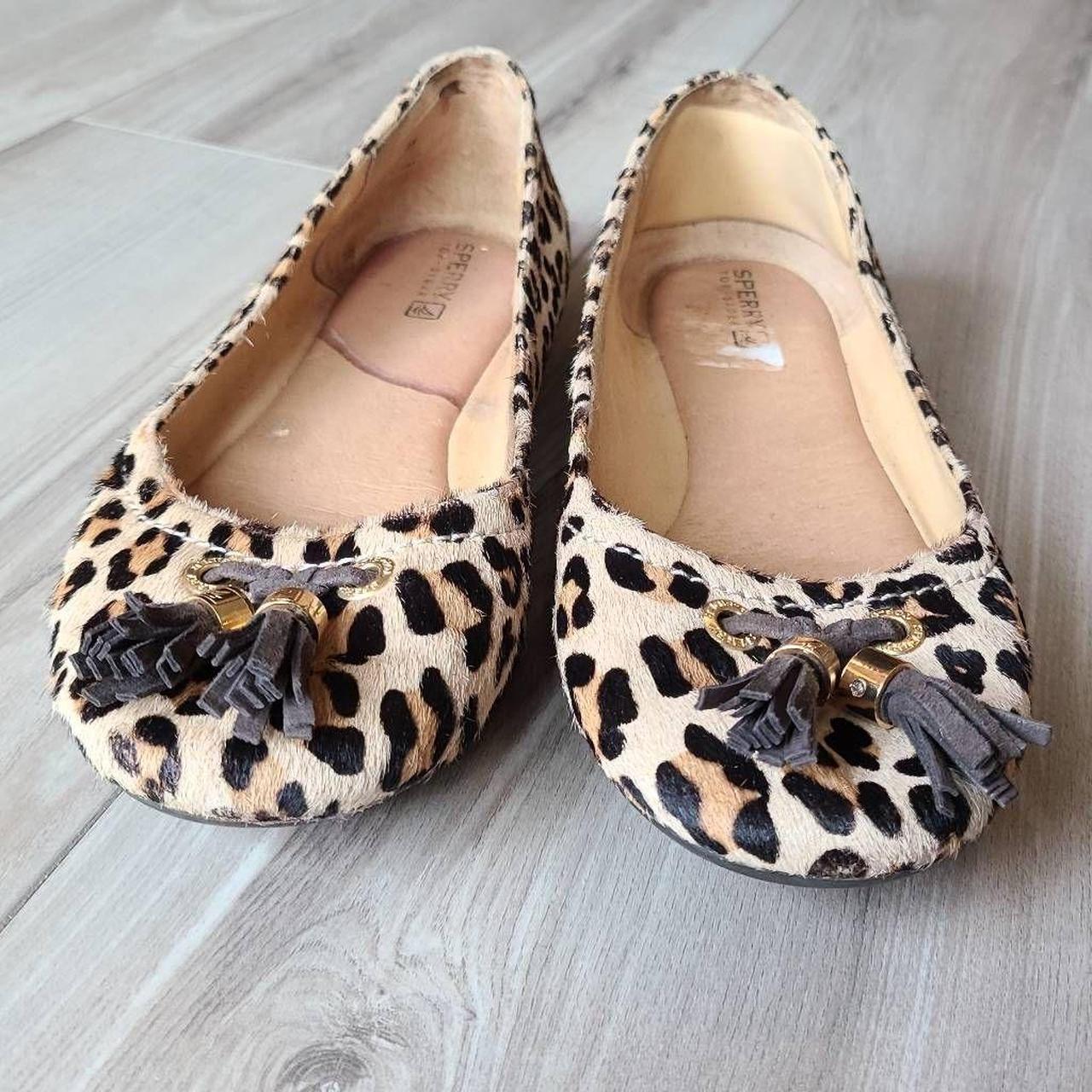 Sperry on sale leopard flats