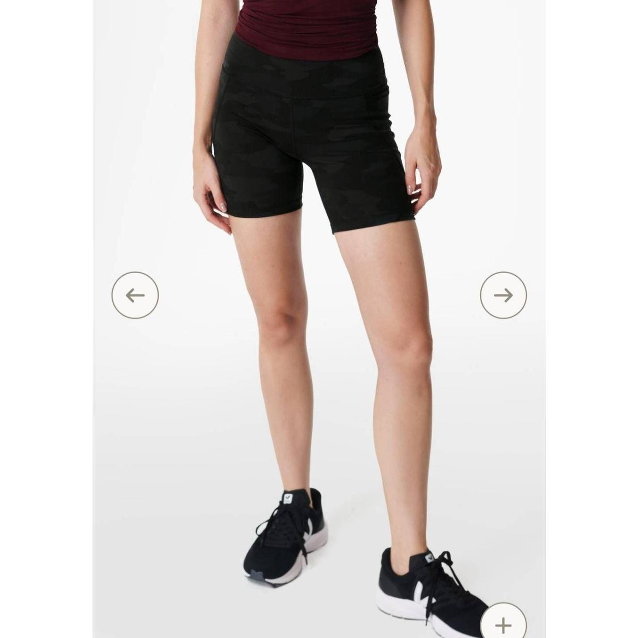 Betty bike online shorts