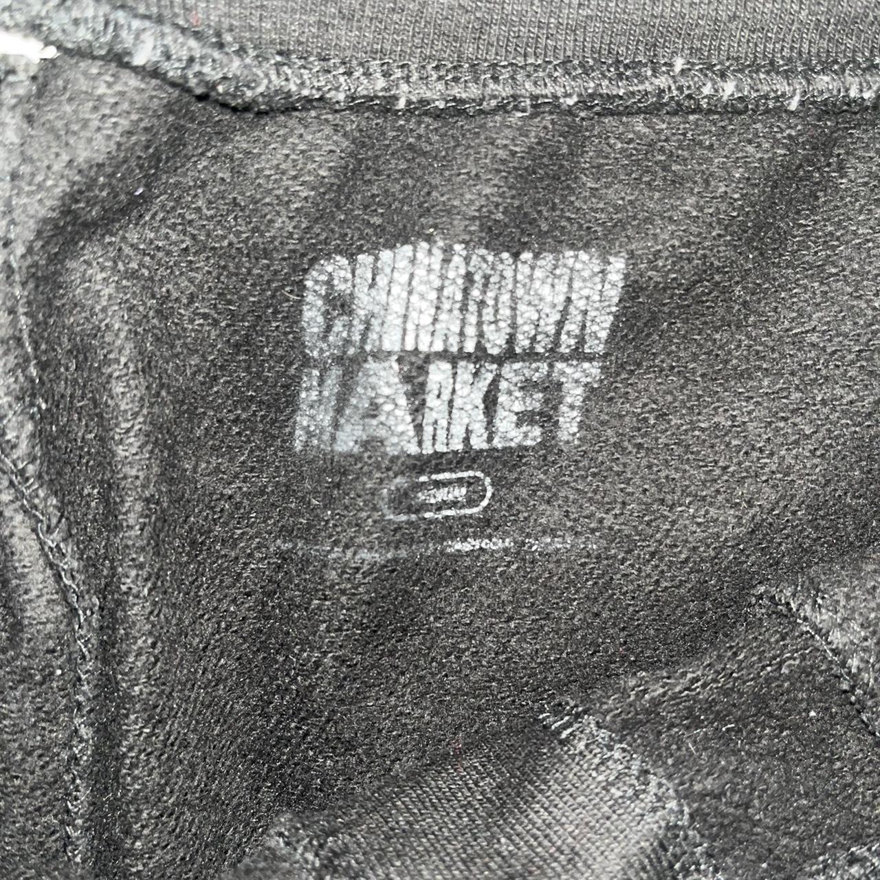 Chinatown Market Men's Black and Grey Shorts (5)