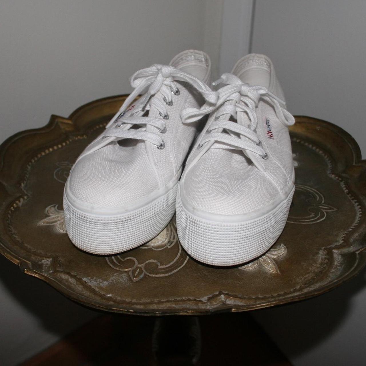 item listed by theflyingcloud