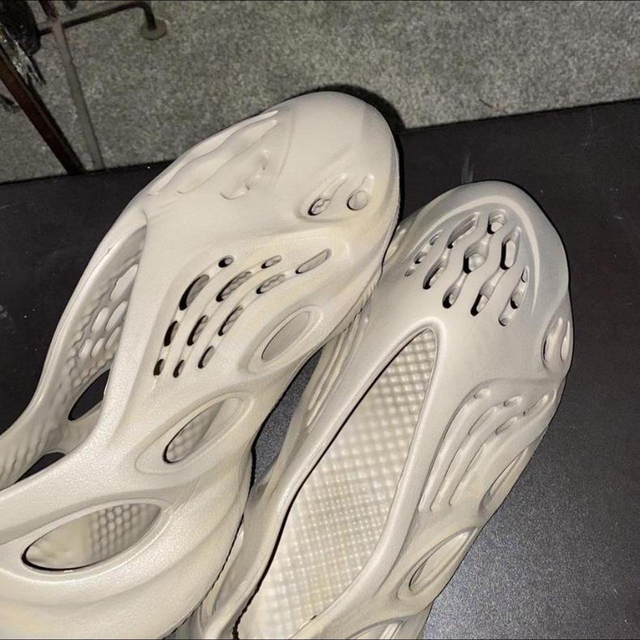 deadstock yeezy foam runner