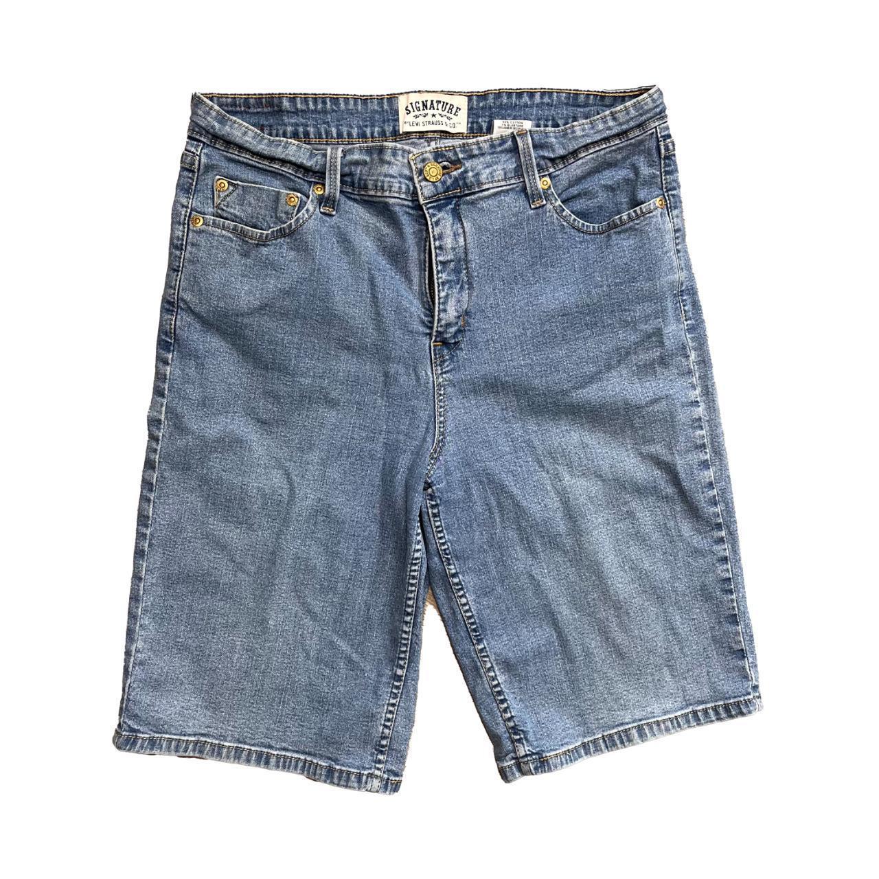 Womens Signature Levi Jorts Tagged Size Misses... - Depop