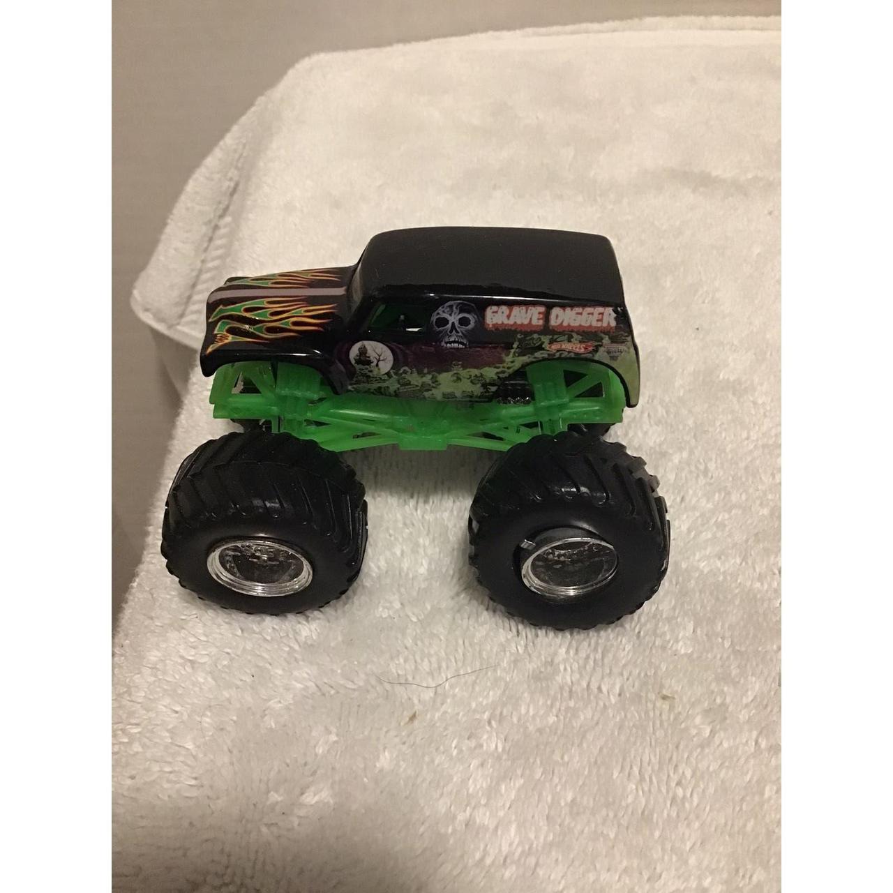 Hot Wheels Monster Jam 1:64 Grave Digger 4 Time | Depop
