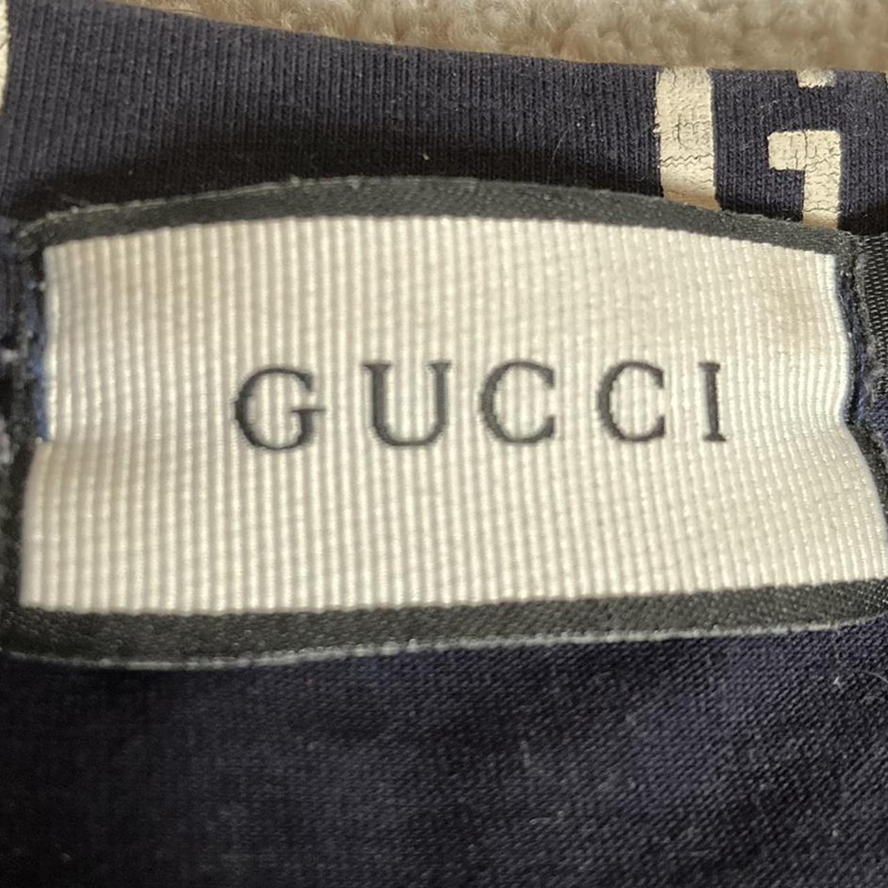 Gucci Men's Navy and White T-shirt | Depop