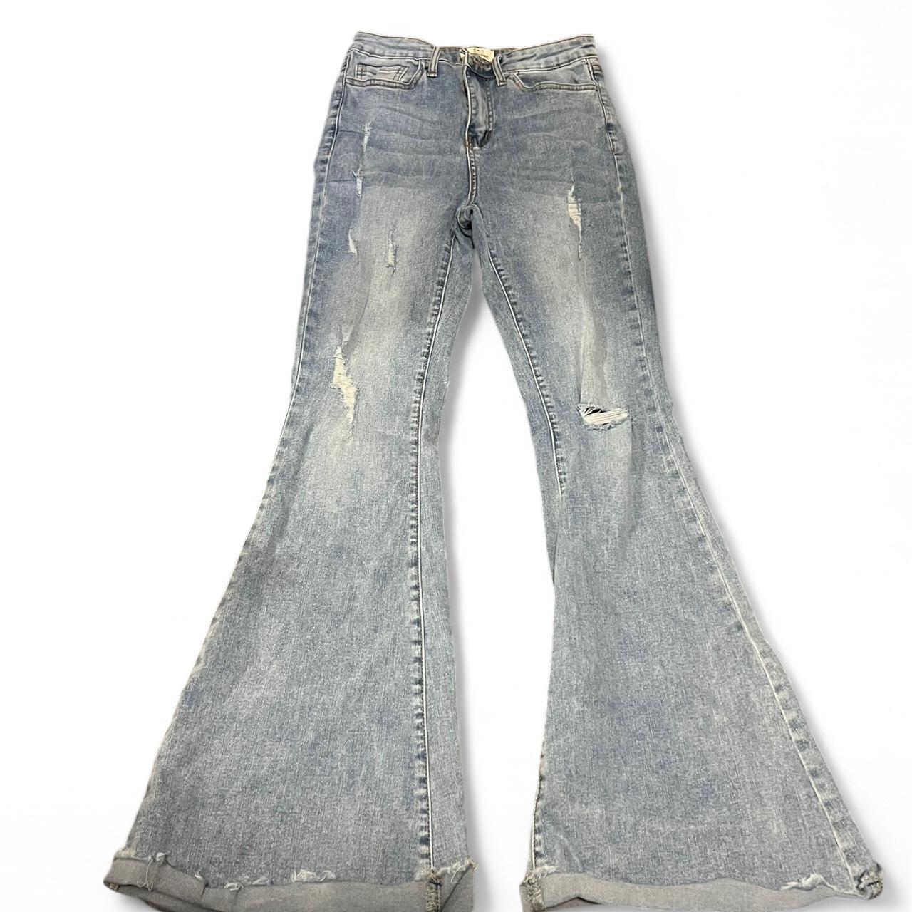 Women's Distressed Jeans Blue – Light wash distressed flare