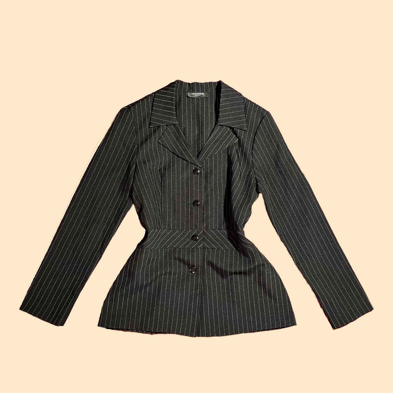 item listed by shop_eyelovevintage