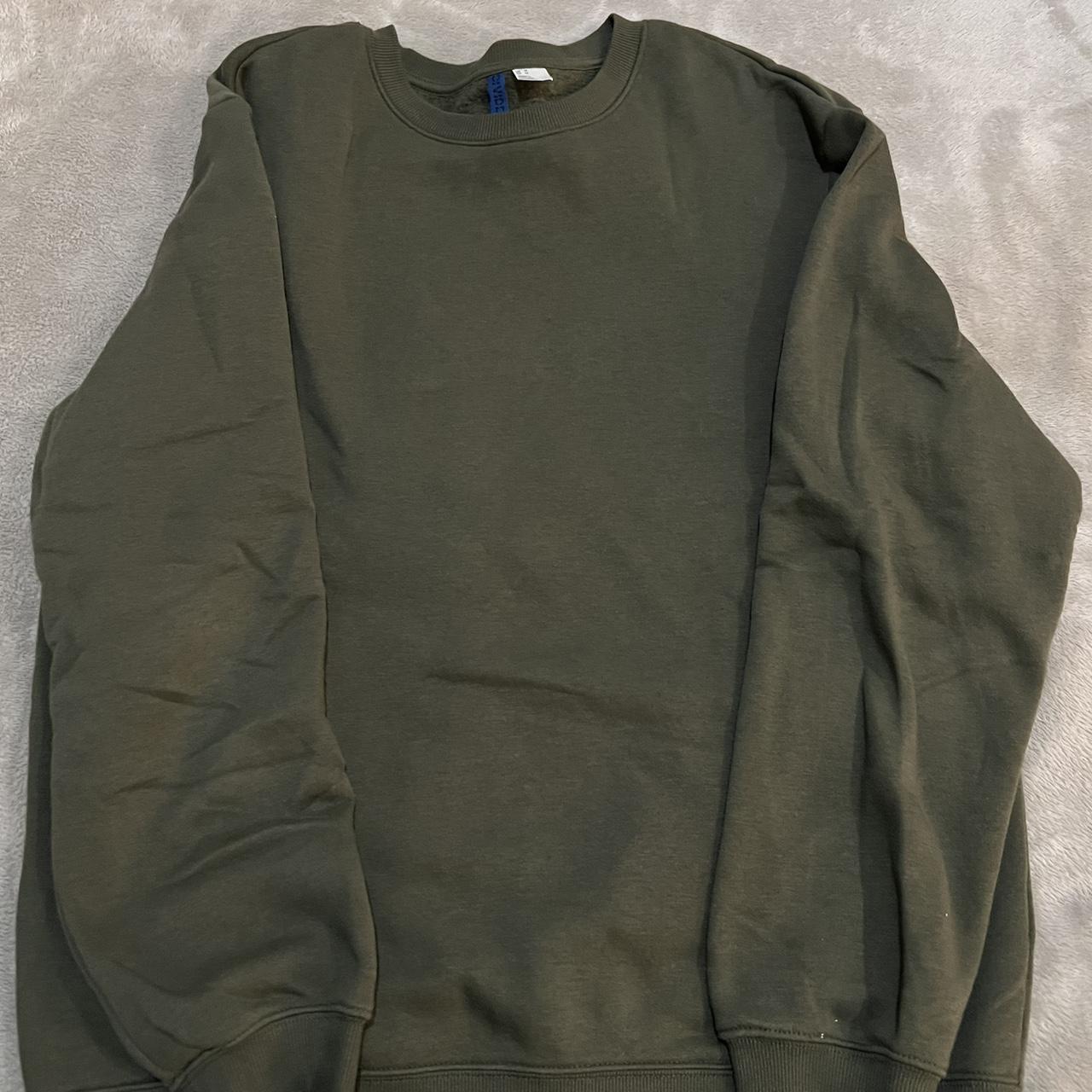 Green pullover - Depop