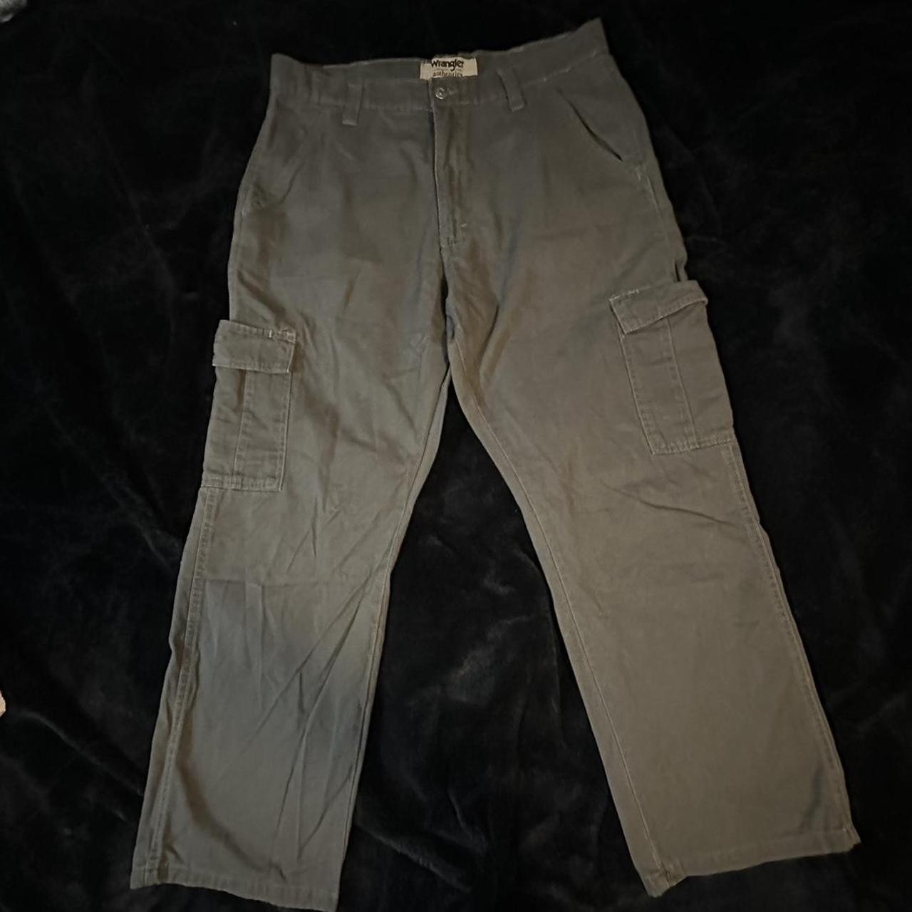 Grey Wrangler Cargo Pants Size: 34x29 No flaws DM... - Depop