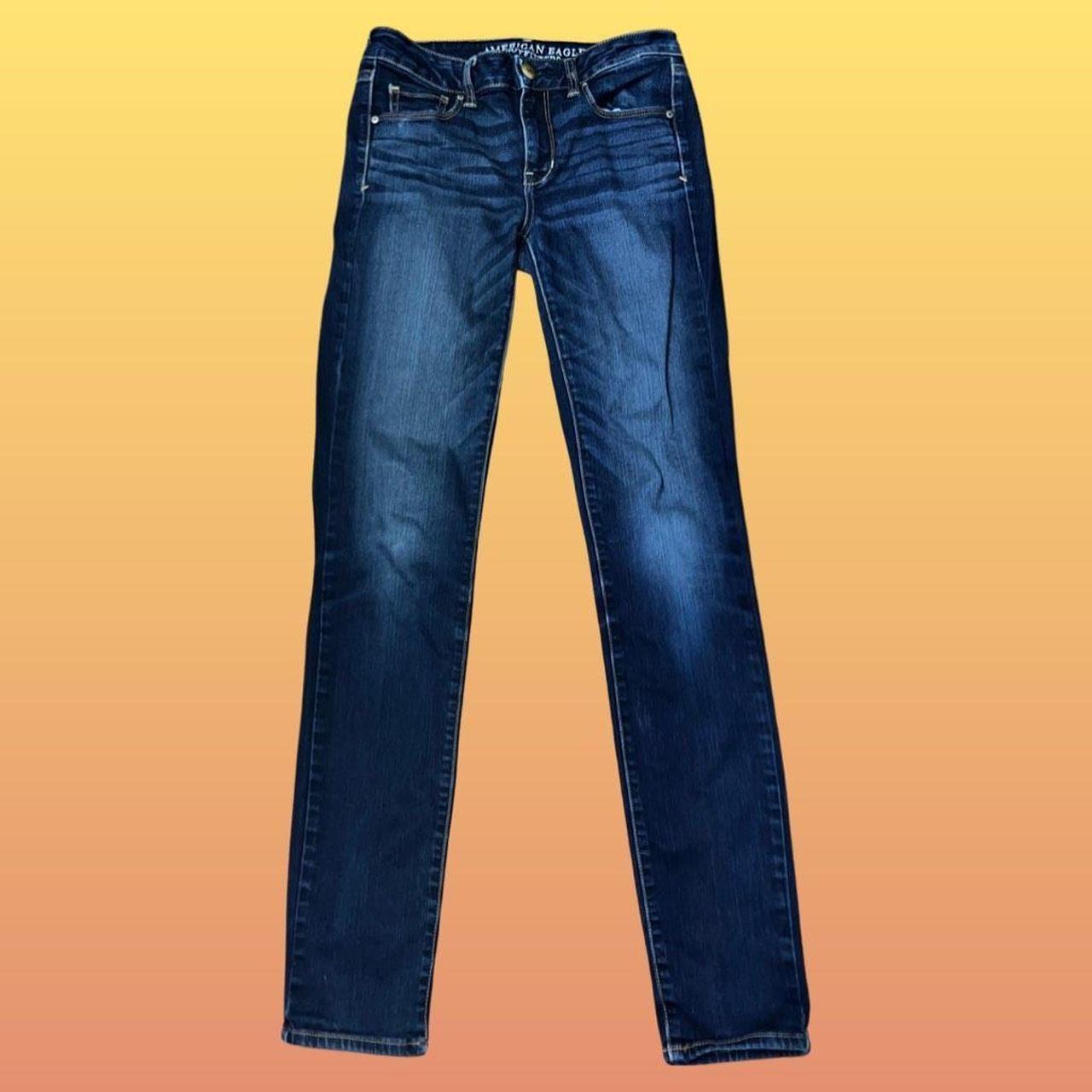 American Eagle skinny jeans size 4 - Depop