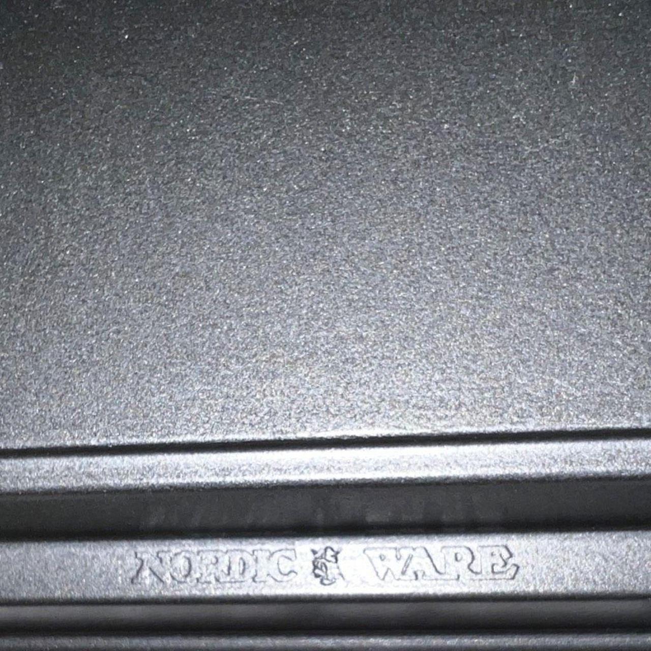 Nordic Ware English Shortbread Pan, 9x9 Inches, Non-stick