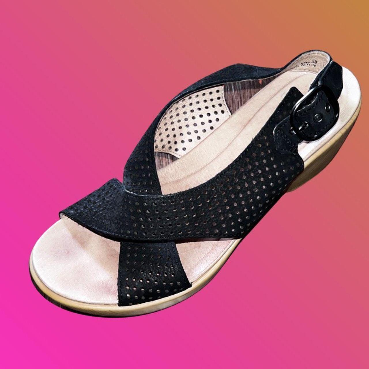 Dansko Women s Jacinda Platform Sandal Black Nubuck Depop