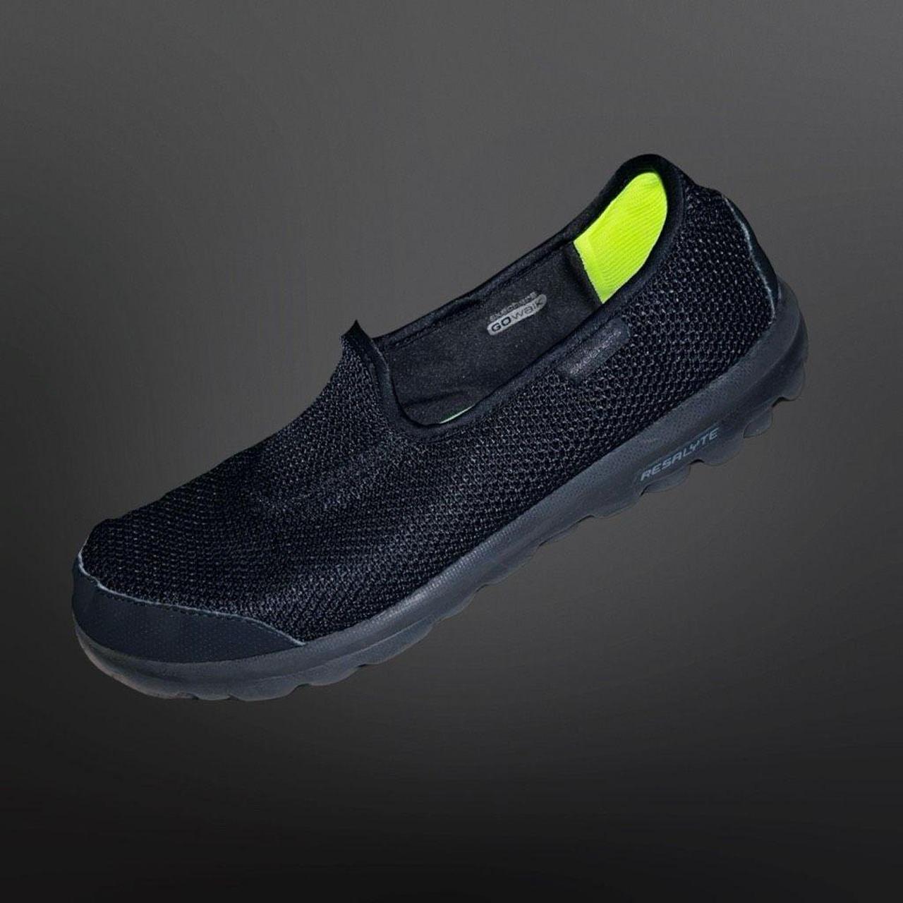 Skechers go shop walk rival